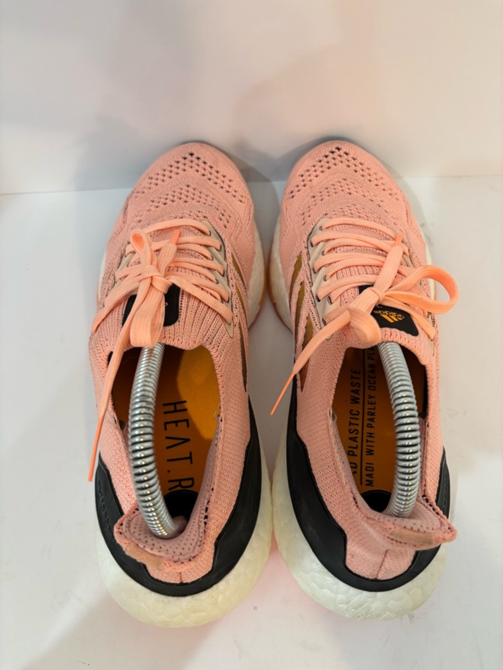 Adidas Women's Peach Running Shoes size 7.5 - Picture 5 of 9